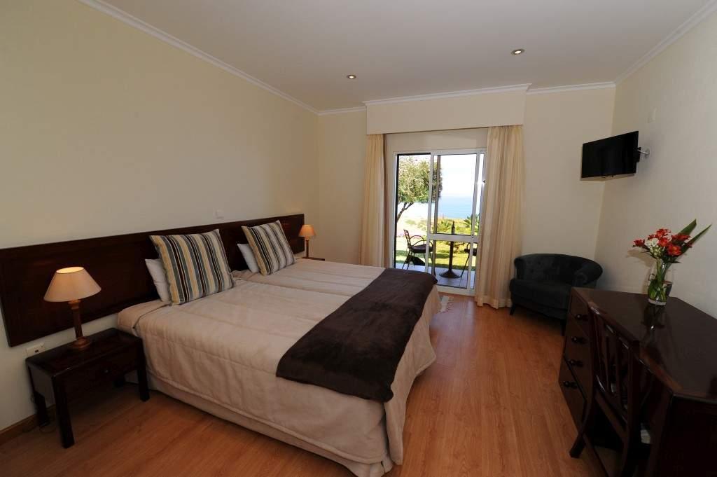 Bed and Breakfast Residencial FAROL Ponta do Pargo Exterior foto
