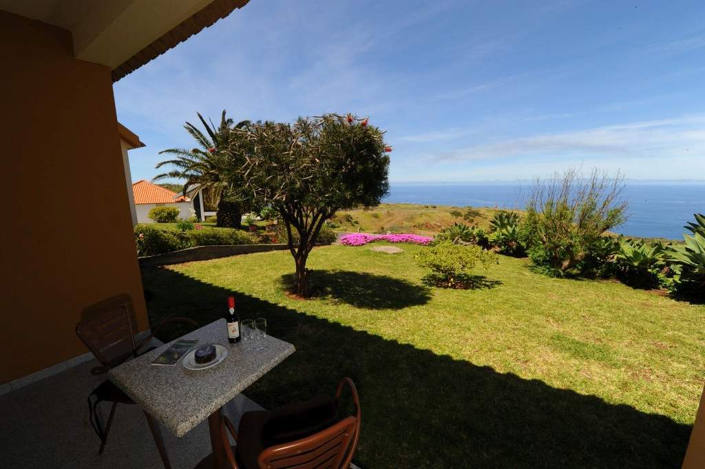 Bed and Breakfast Residencial FAROL Ponta do Pargo Exterior foto