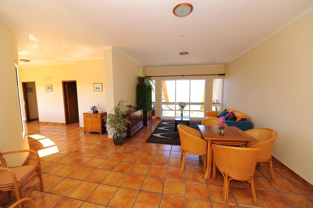 Bed and Breakfast Residencial FAROL Ponta do Pargo Exterior foto