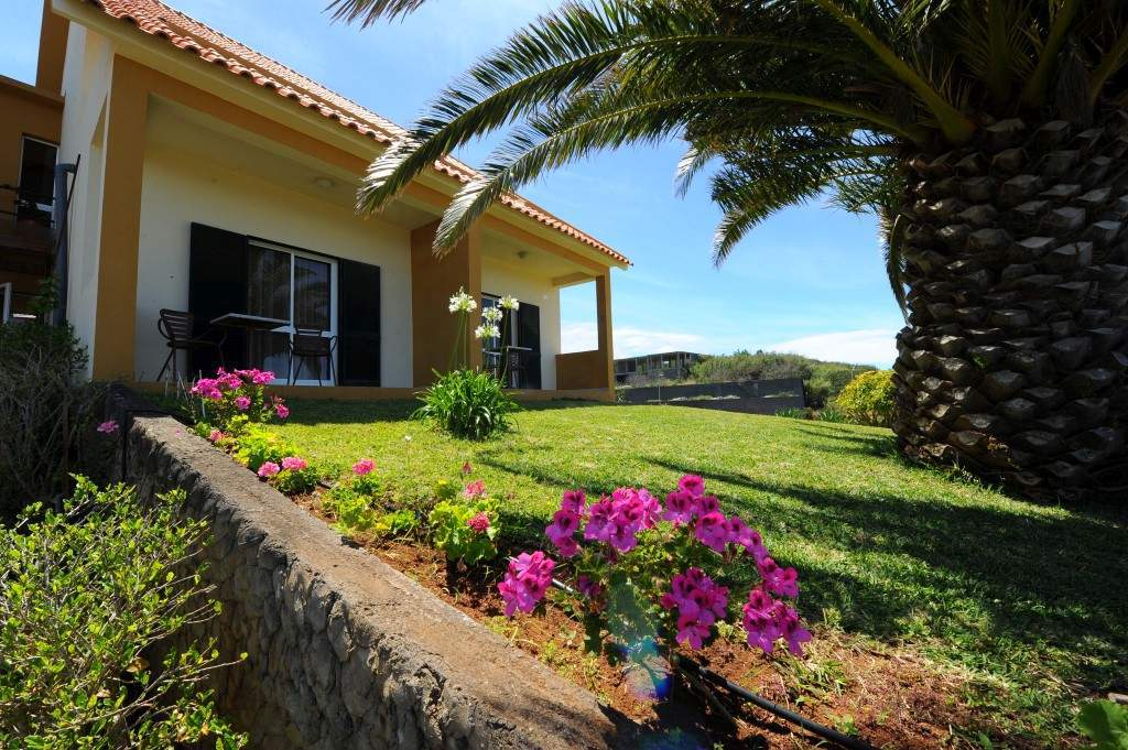 Bed and Breakfast Residencial FAROL Ponta do Pargo Exterior foto